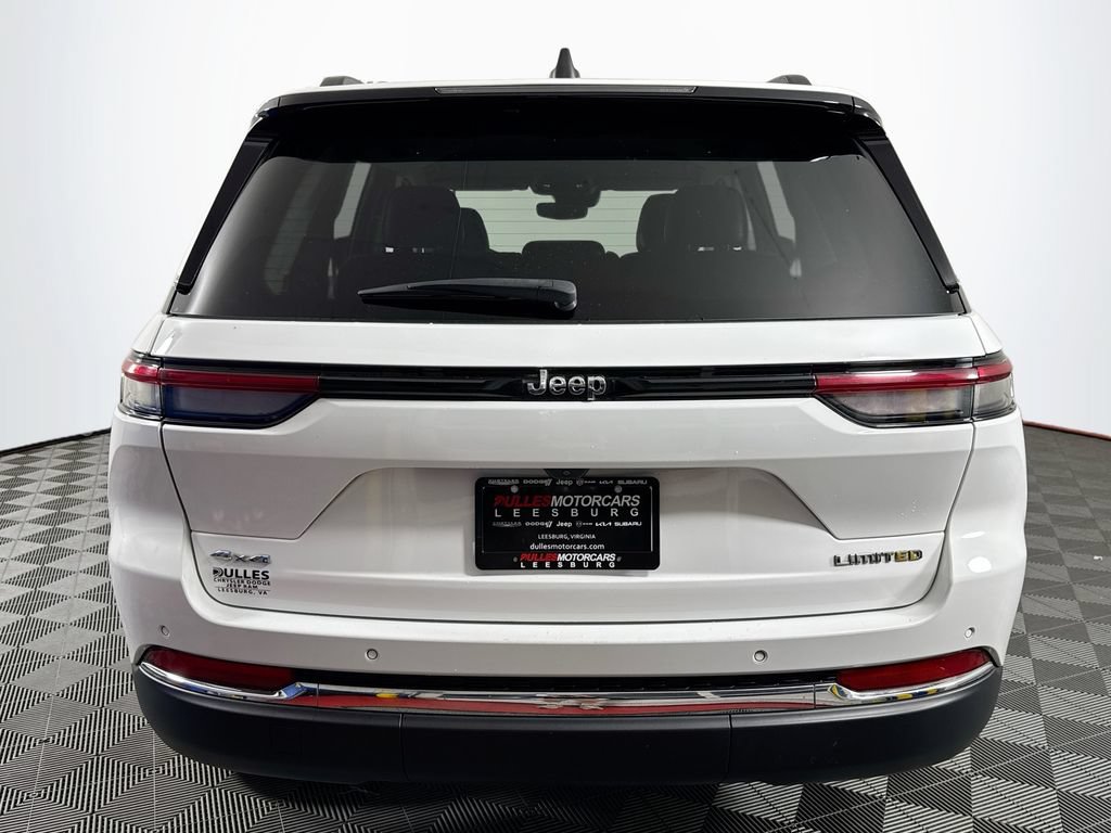 Used 2023 Jeep Grand Cherokee Limited AWD/4WD image 6