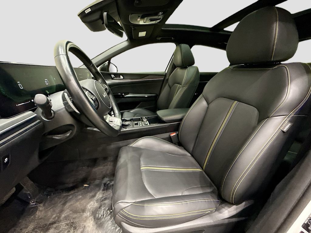 Used 2025 Kia K5 GT image 10