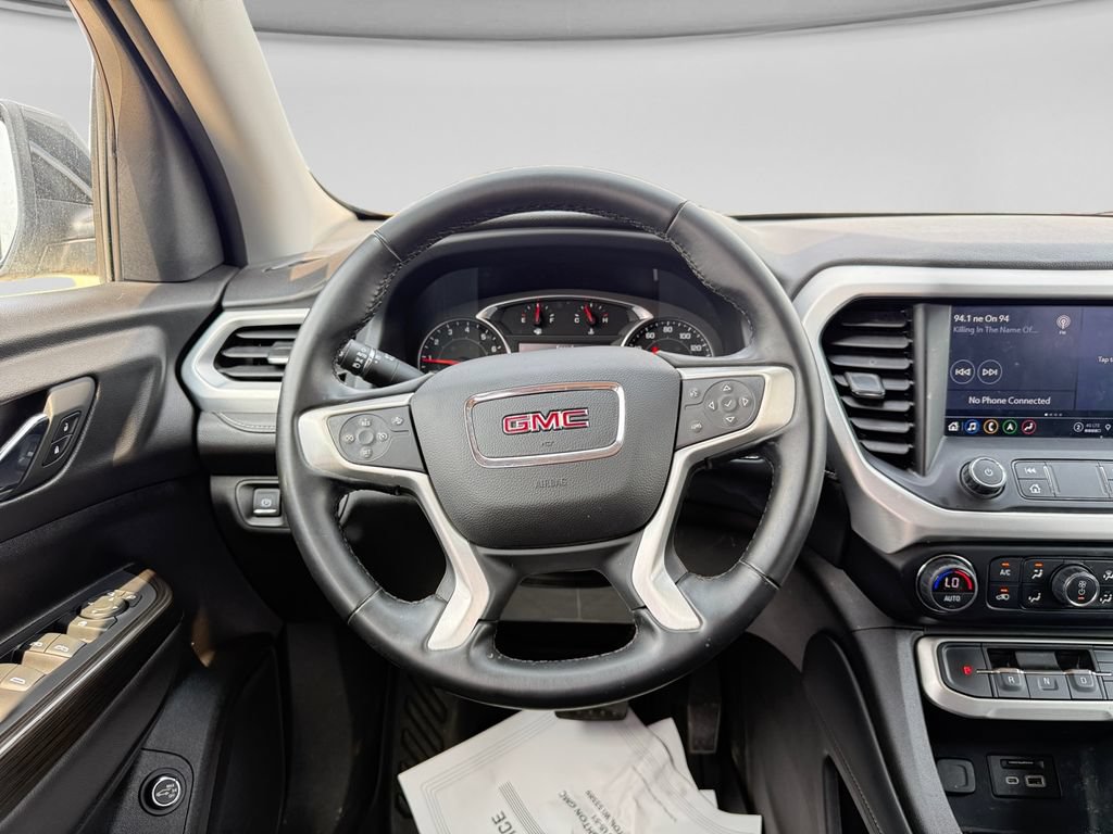Used 2023 GMC Acadia SLT AWD/4WD image 15
