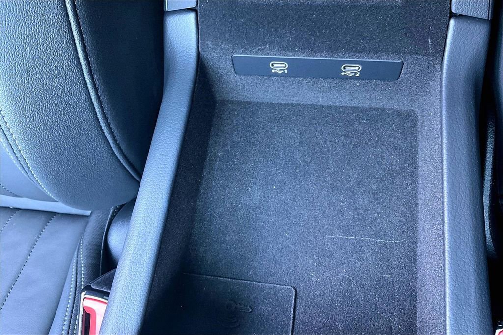 Used 2022 Audi A6 3.0T Premium w/ Black Optic Sport Package image 15