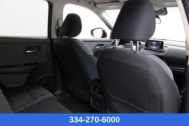 Certified 2023 Nissan Rogue SV image 18