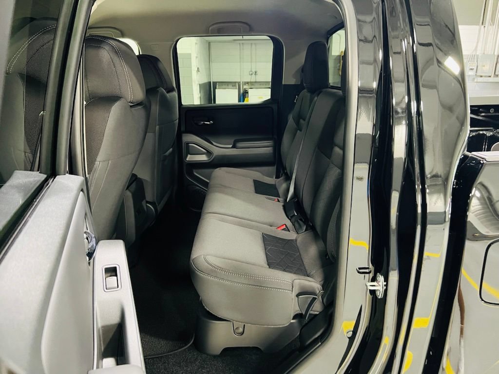 New 2027 Nissan Frontier SV RWD image 22