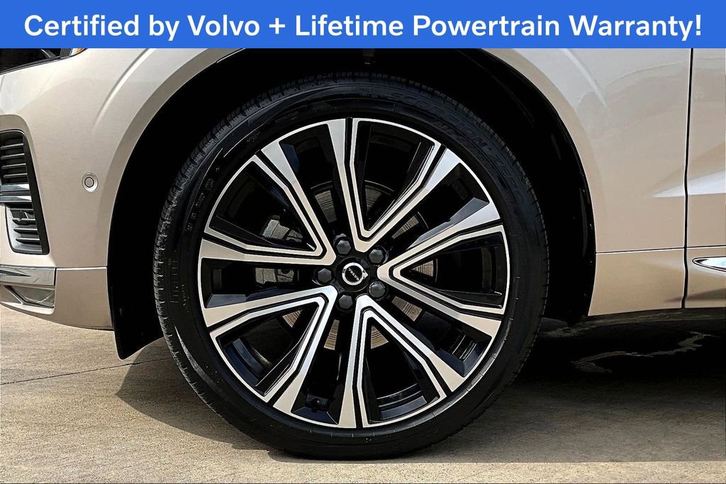 Used 2023 Volvo XC60 B5 Ultimate w/ Protection Package Premier image 12