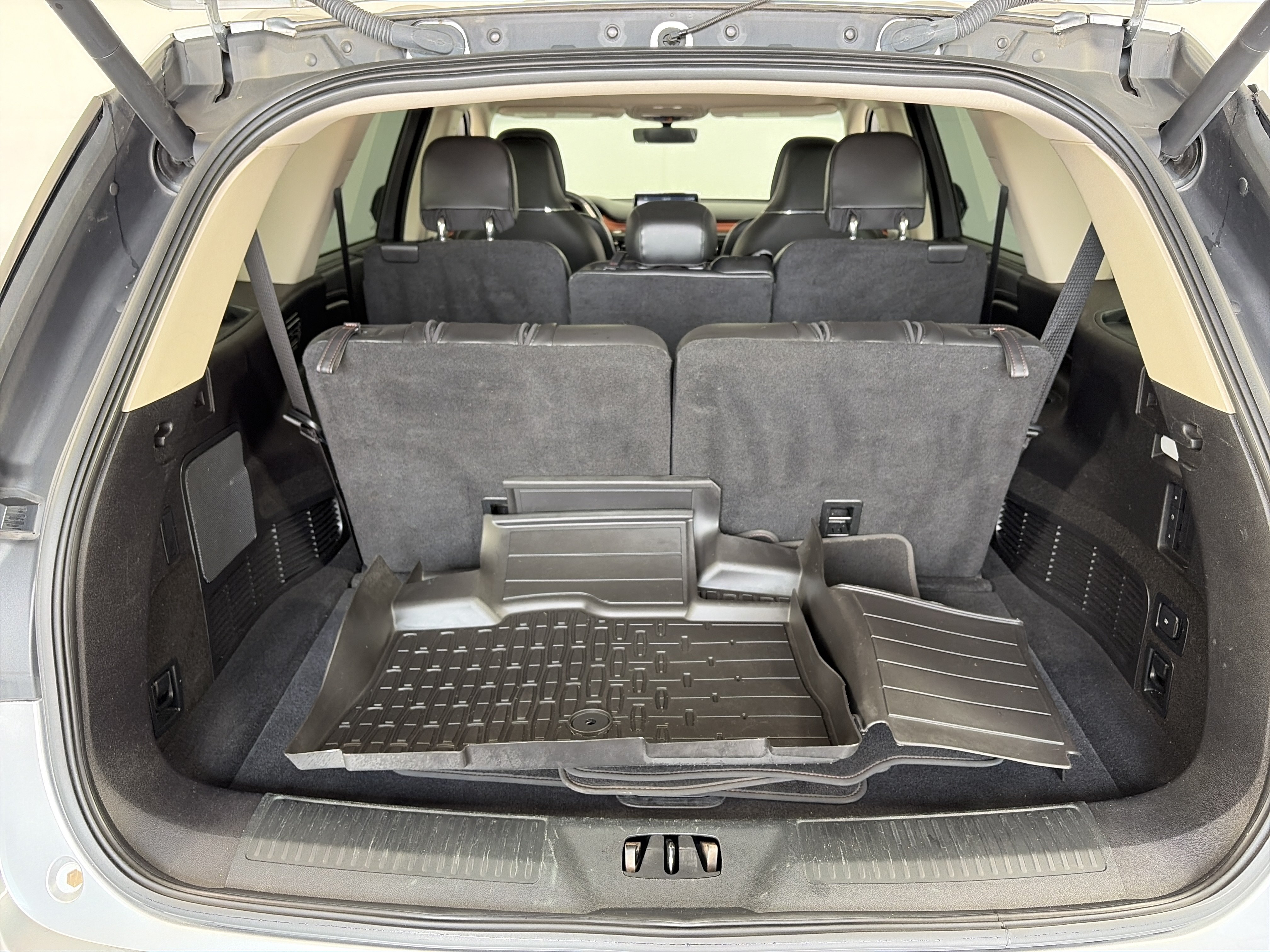 Used 2021 Lincoln Aviator Reserve w/ Equipment Group 201A AWD/4WD image 15