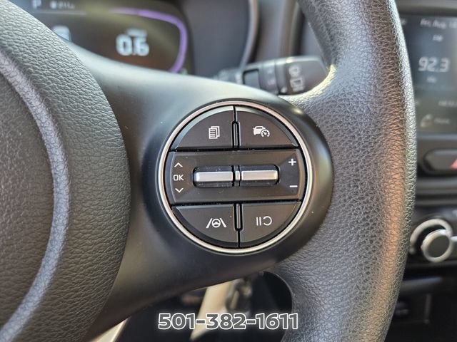 Used 2025 Kia Soul LX w/ LX Technology Package FWD image 25