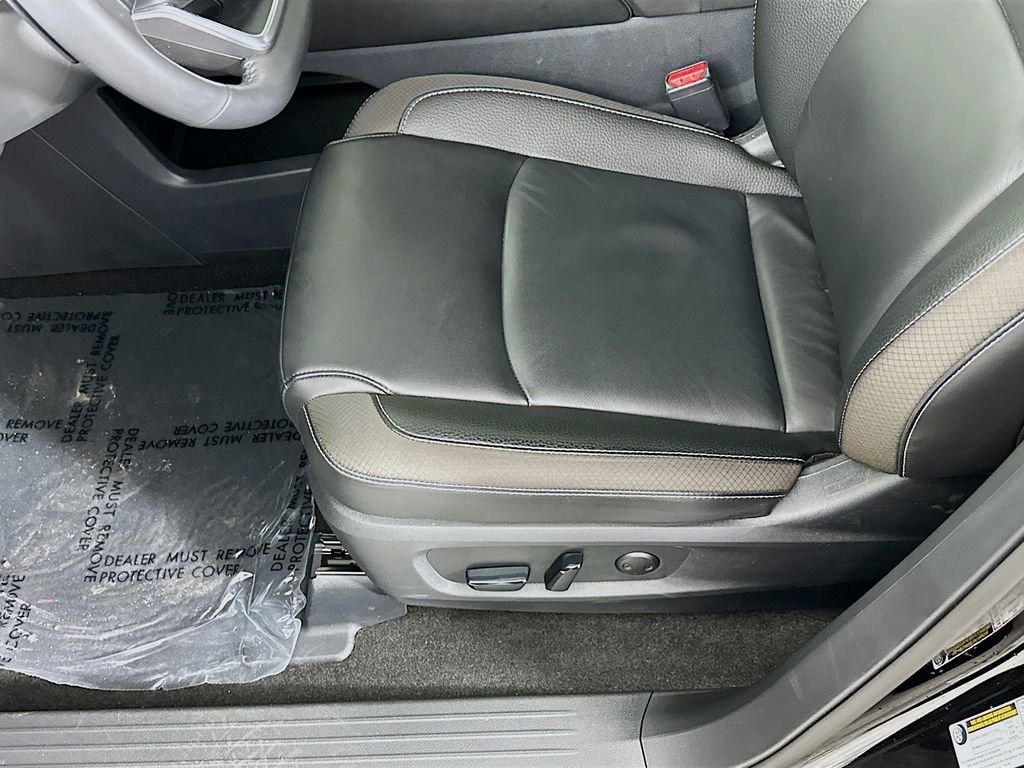 Certified 2025 Nissan Pathfinder SL w/ SL Premium Package AWD/4WD image 28