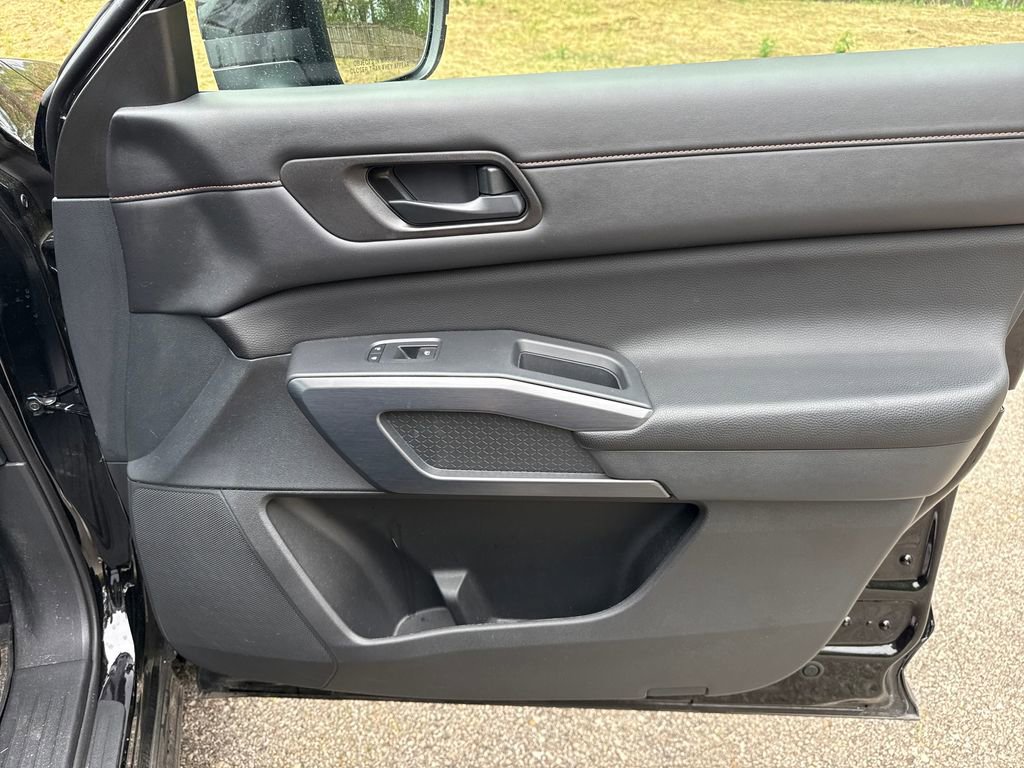 Used 2024 Nissan Pathfinder Rock Creek image 28