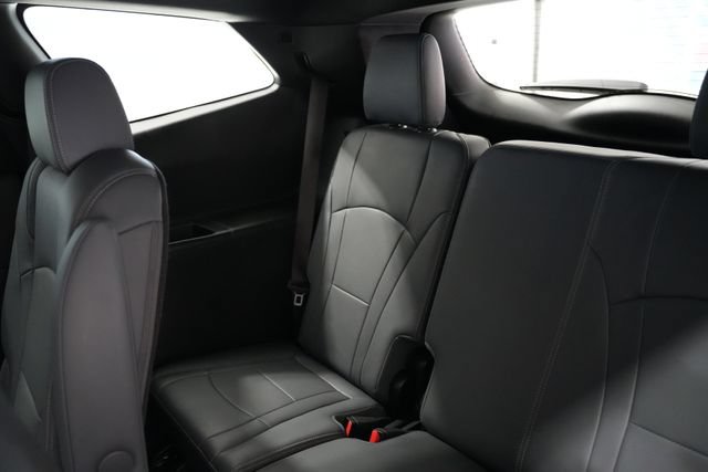 Used 2024 Buick Enclave Premium AWD/4WD image 18