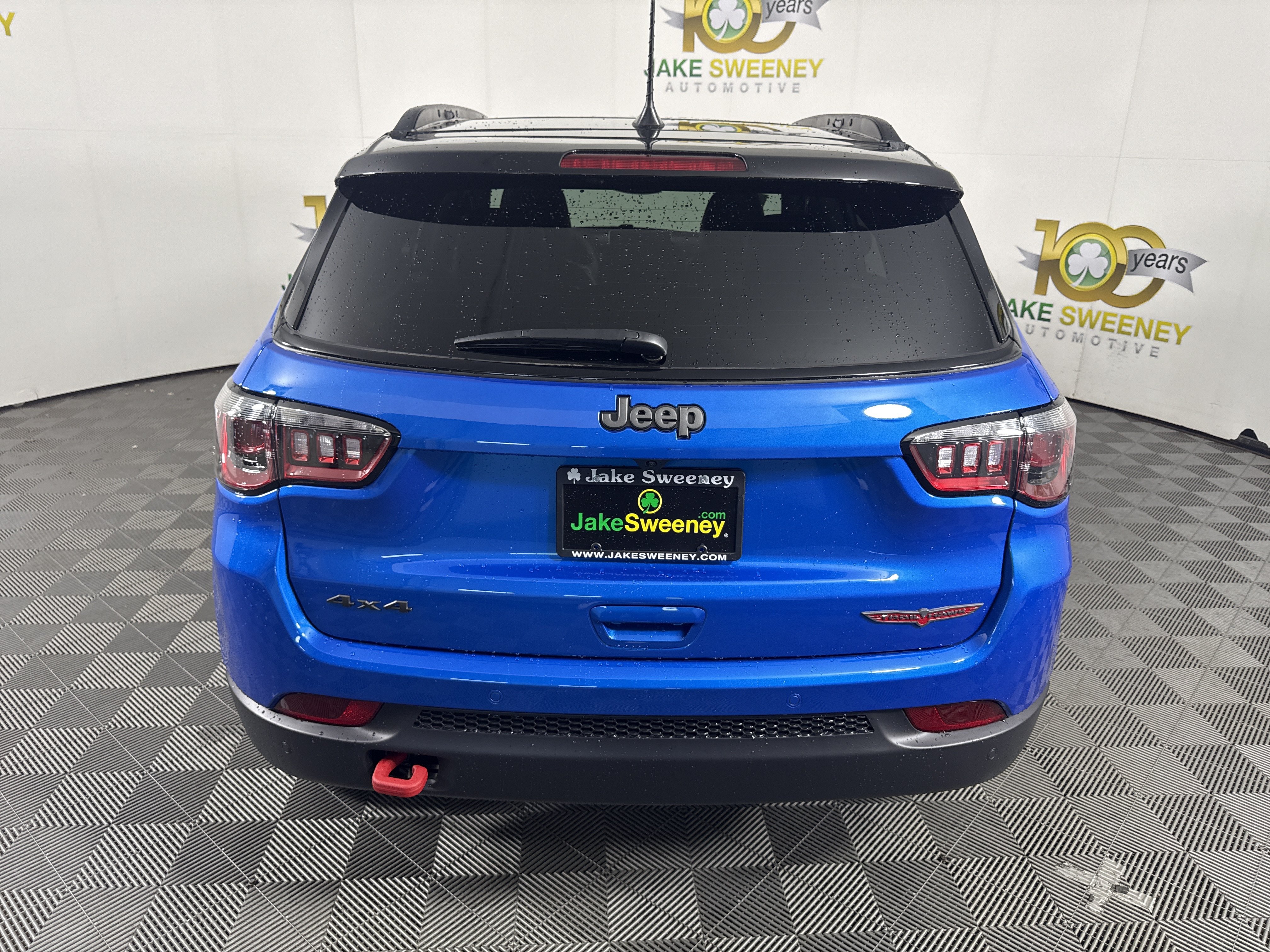 New 2026 Jeep Compass Trailhawk w/ Sun, Sound & Navigation Group AWD/4WD image 7