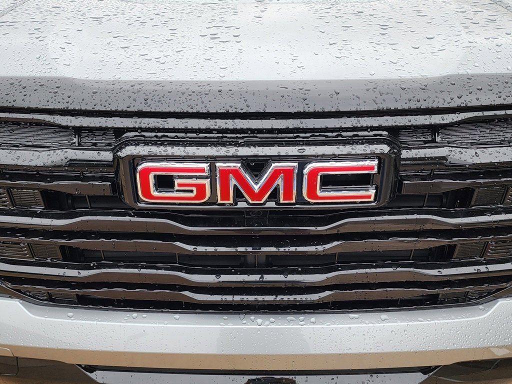 New 2026 GMC Terrain Elevation w/ Black Edition image 10