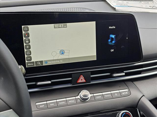 New 2025 Hyundai Elantra Limited image 13