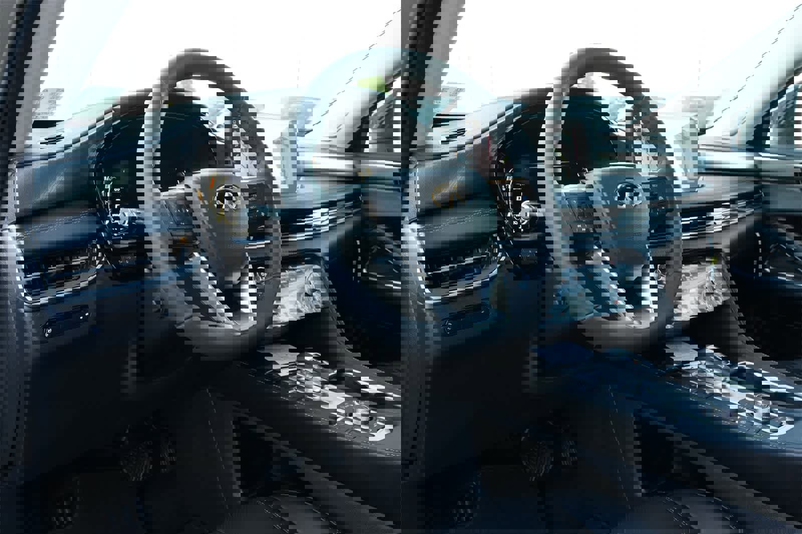 New 2026 INFINITI QX60 Luxe image 15