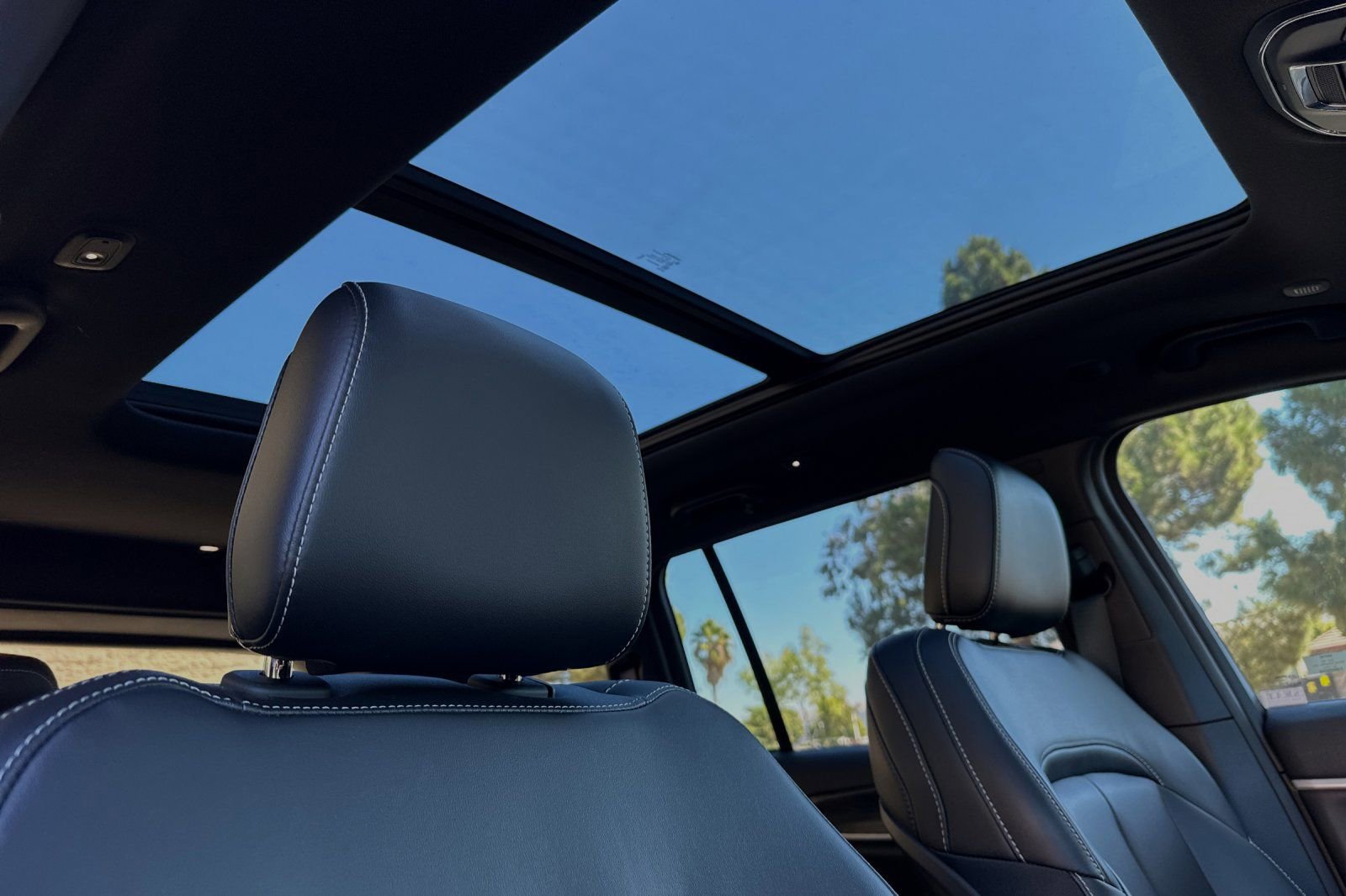 New 2024 Jeep Grand Cherokee Limited 4xe image 16