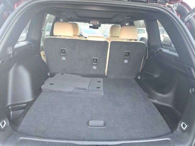 Used 2024 Jeep Grand Cherokee Limited w/ Luxury Tech Group II image 10