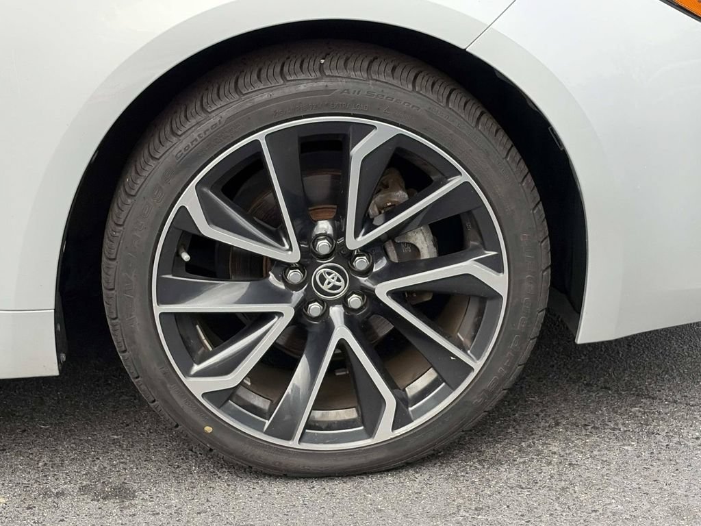 Used 2020 Toyota Corolla XSE FWD image 10