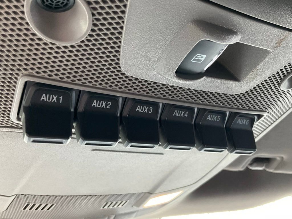 Used 2020 Ford F350 Lariat image 7