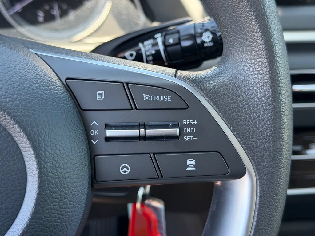 Used 2023 Hyundai Sonata SE w/ Cargo Package FWD image 23