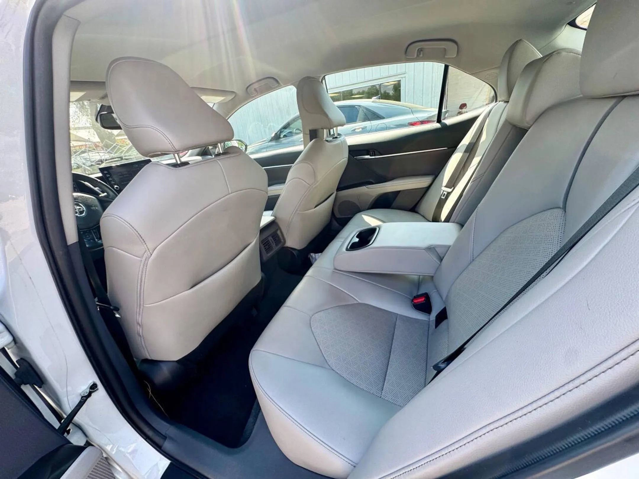 Used 2024 Toyota Camry XSE FWD image 16