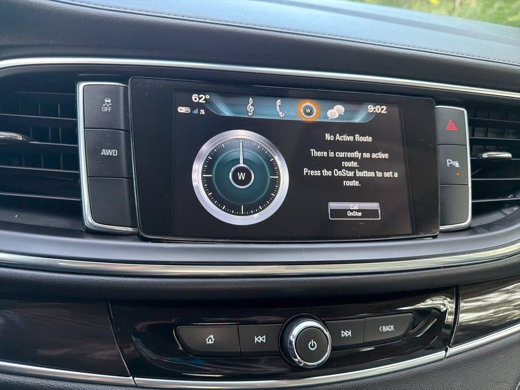 Used 2019 Buick Enclave Essence AWD/4WD image 19
