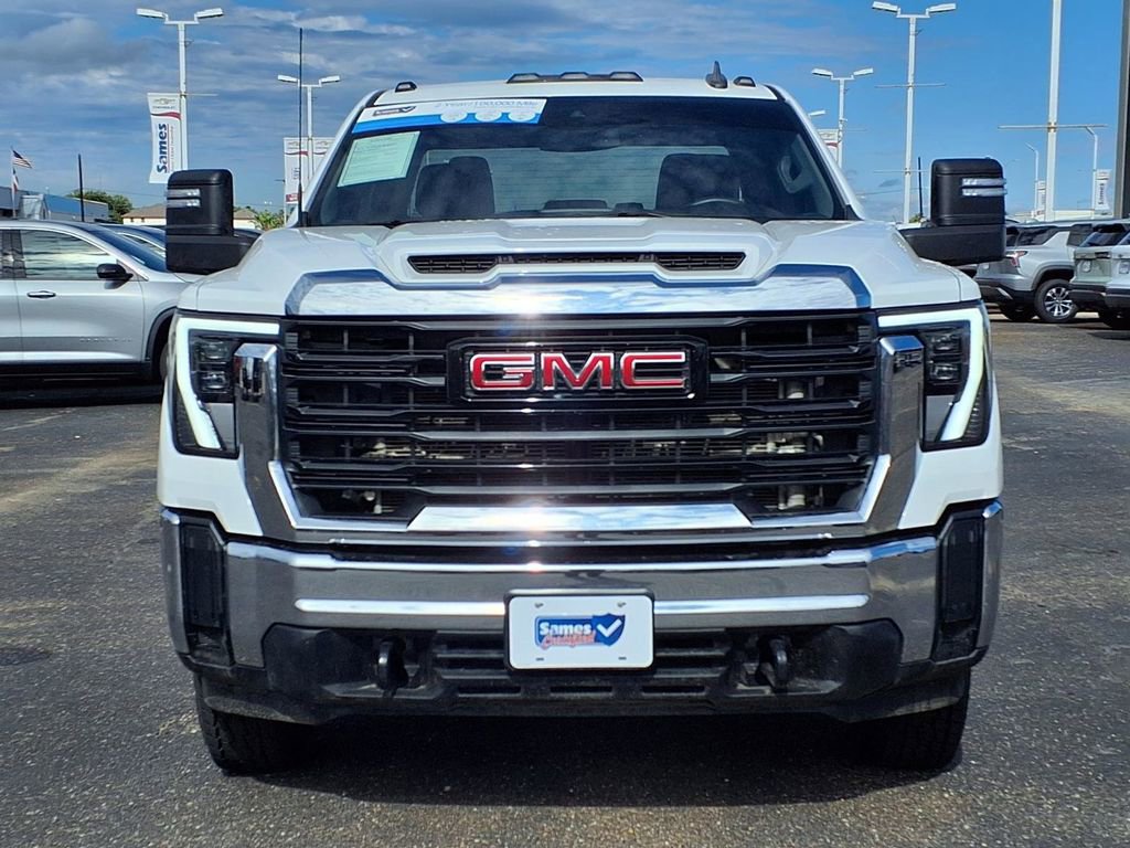 Used 2024 GMC Sierra 3500 Pro image 2