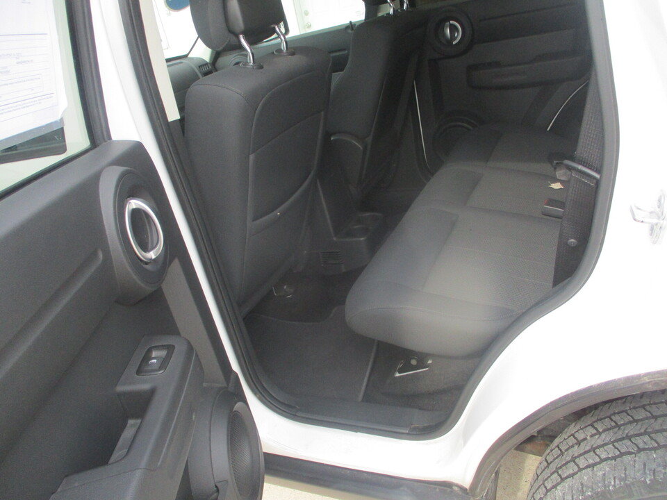 Used 2011 Dodge Nitro SE AWD/4WD image 30