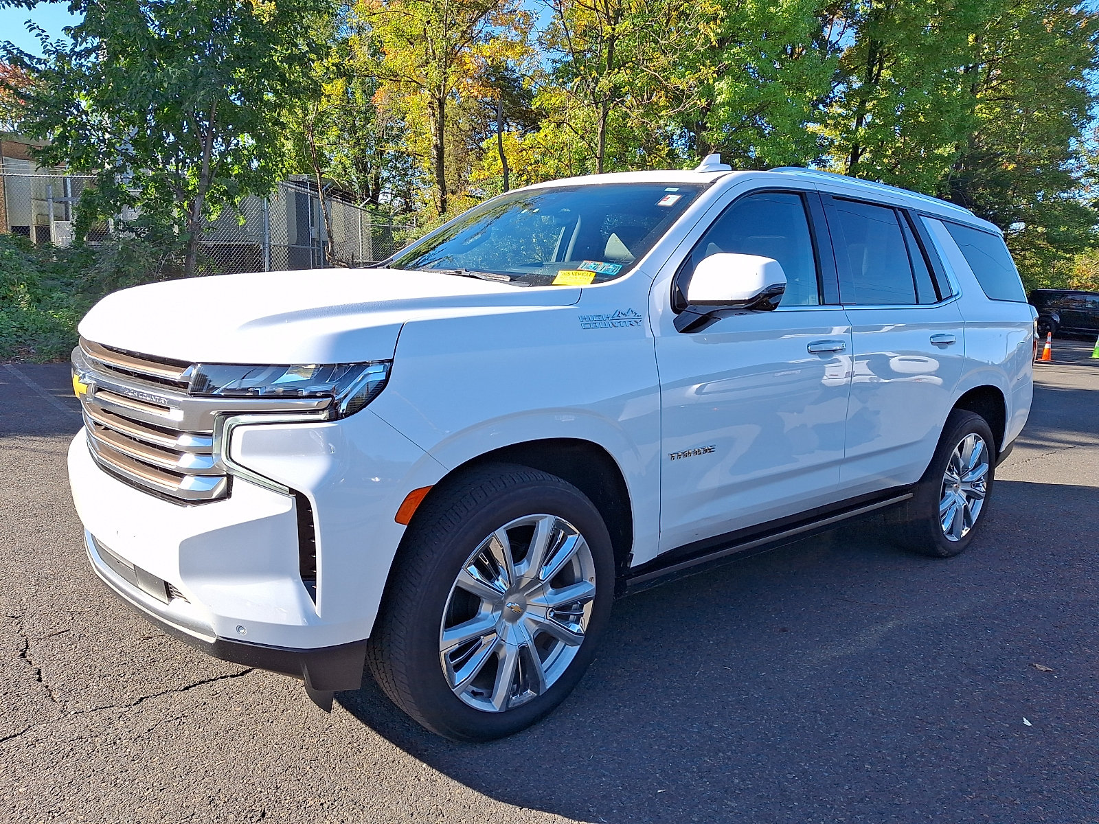 Used 2024 Chevrolet Tahoe High Country AWD/4WD image 1