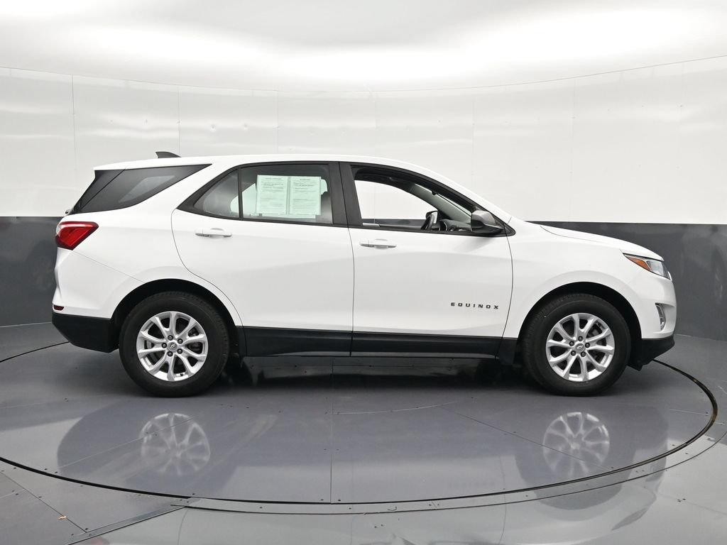 Used 2020 Chevrolet Equinox LS FWD image 4