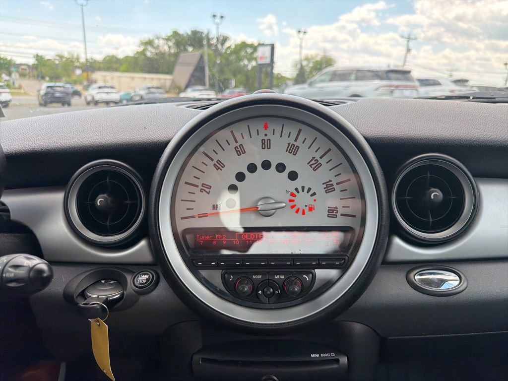 Used 2011 MINI Cooper Hardtop FWD image 25