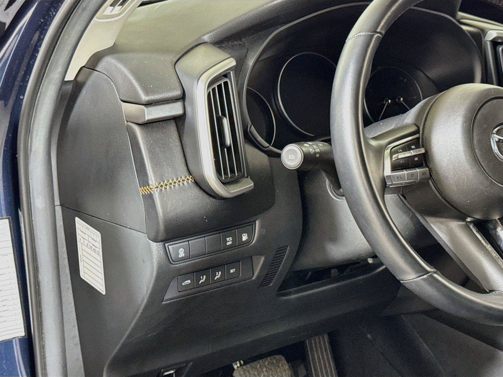 Used 2025 MAZDA CX-50 AWD 2.5 Hybrid w/ Premium Pkg image 8