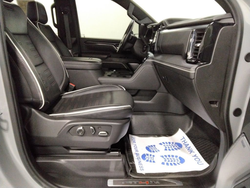 Used 2024 GMC Sierra 2500 AT4X w/ AT4X AEV Edition image 40