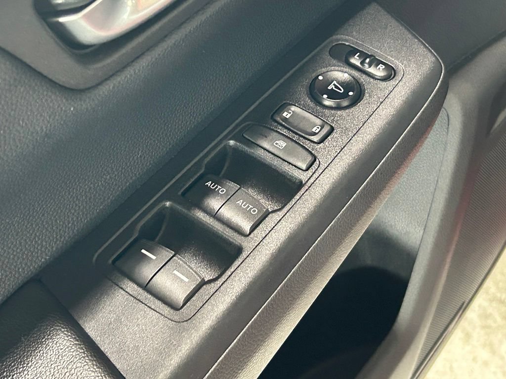 Used 2025 Honda CR-V Sport image 19