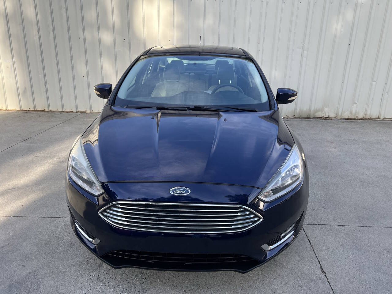 Used 2017 Ford Focus Titanium FWD image 9