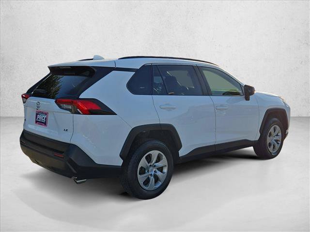 Used 2021 Toyota RAV4 LE FWD image 5