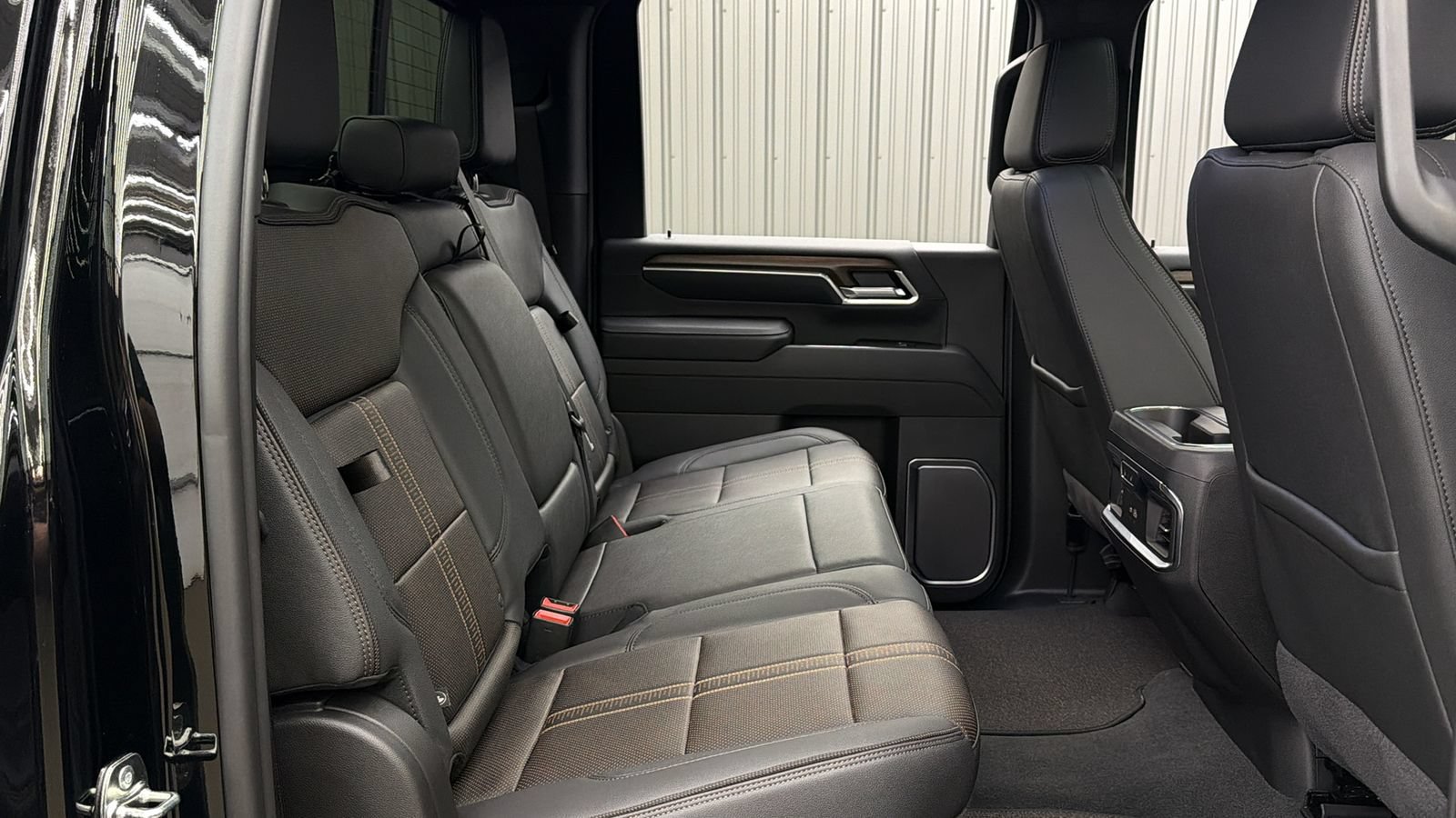 Used 2026 Chevrolet Silverado 2500 High Country w/ High Country Premium Package AWD/4WD image 42