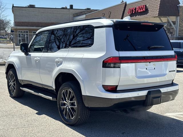 Used 2026 Lexus GX 550 w/ Accessory Package (2T) image 7
