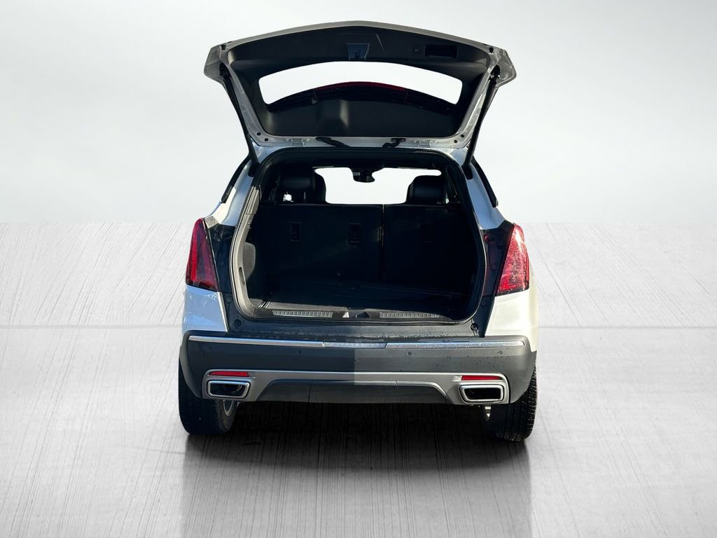 Used 2025 Cadillac XT5 Premium Luxury image 6