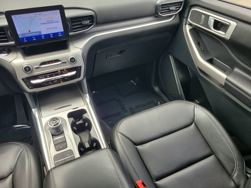 Certified 2023 Ford Explorer XLT w/ Equipment Group 202A image 18
