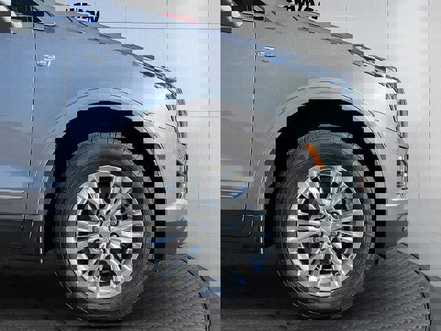 New 2025 Cadillac XT5 Luxury w/ LPO, Floor Liner Package image 23