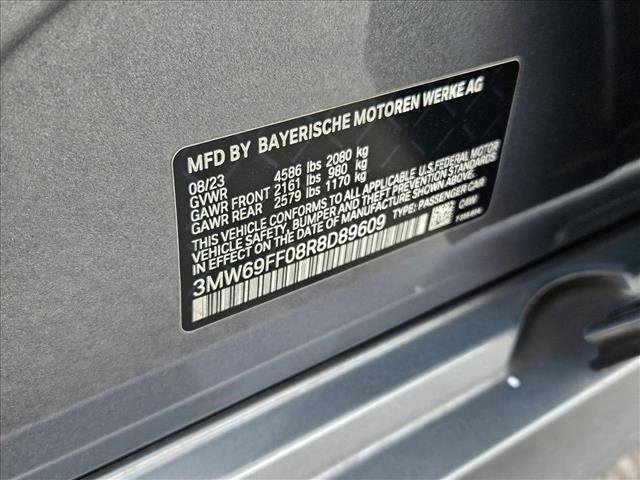 Used 2024 BMW 330i Sedan w/ Convenience Package image 25