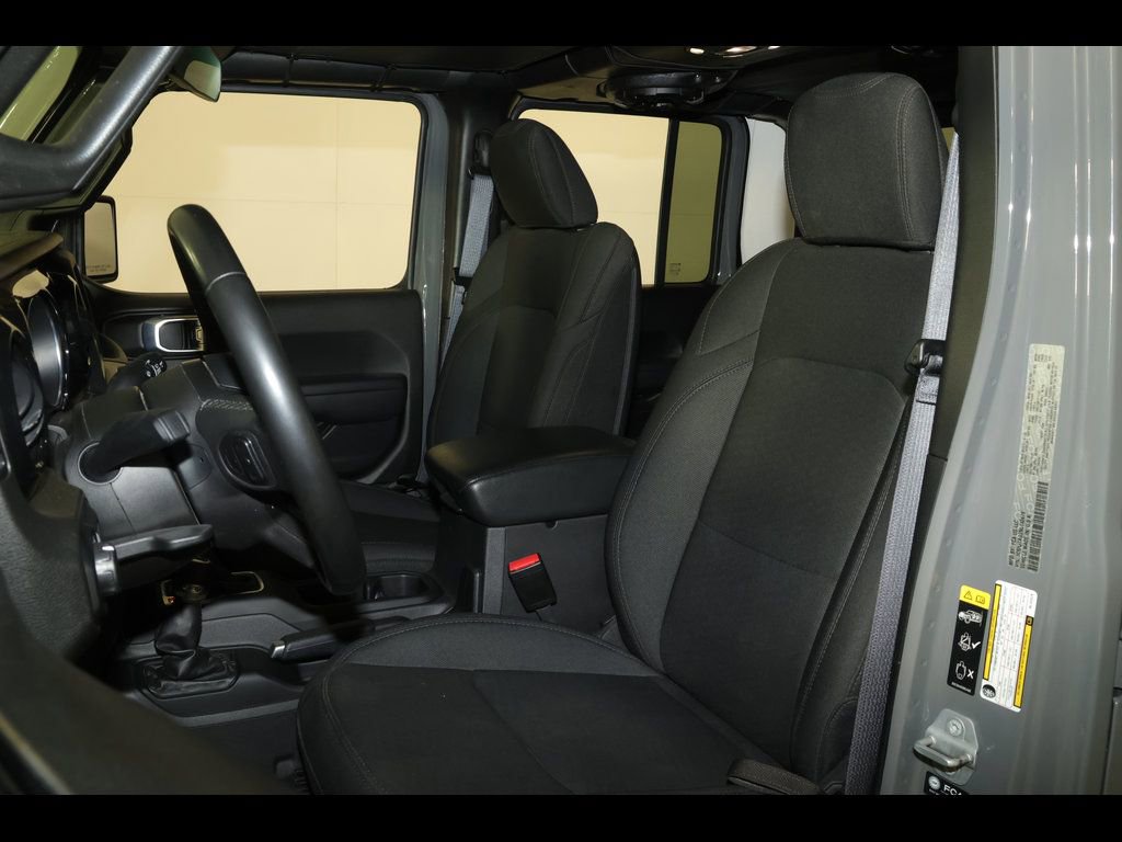 Used 2022 Jeep Gladiator Sport AWD/4WD image 2