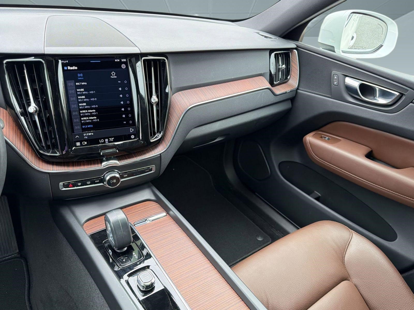 Used 2023 Volvo XC60 B5 Plus w/ Protection Package Premier image 25