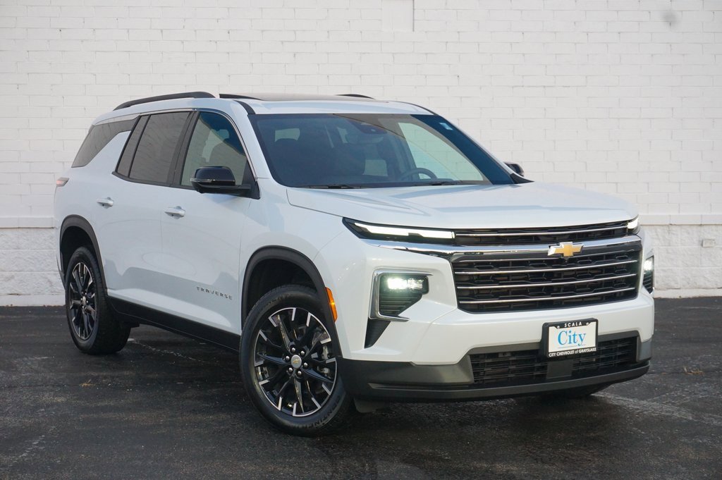 New 2026 Chevrolet Traverse LT w/ Sun and Wheel Package image 2