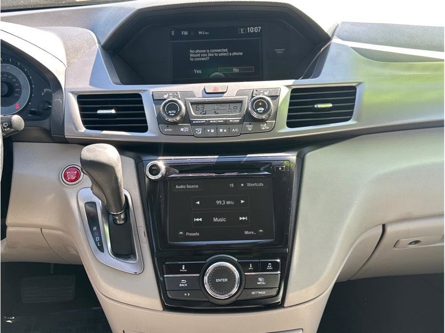 Used 2016 Honda Odyssey EX-L image 17