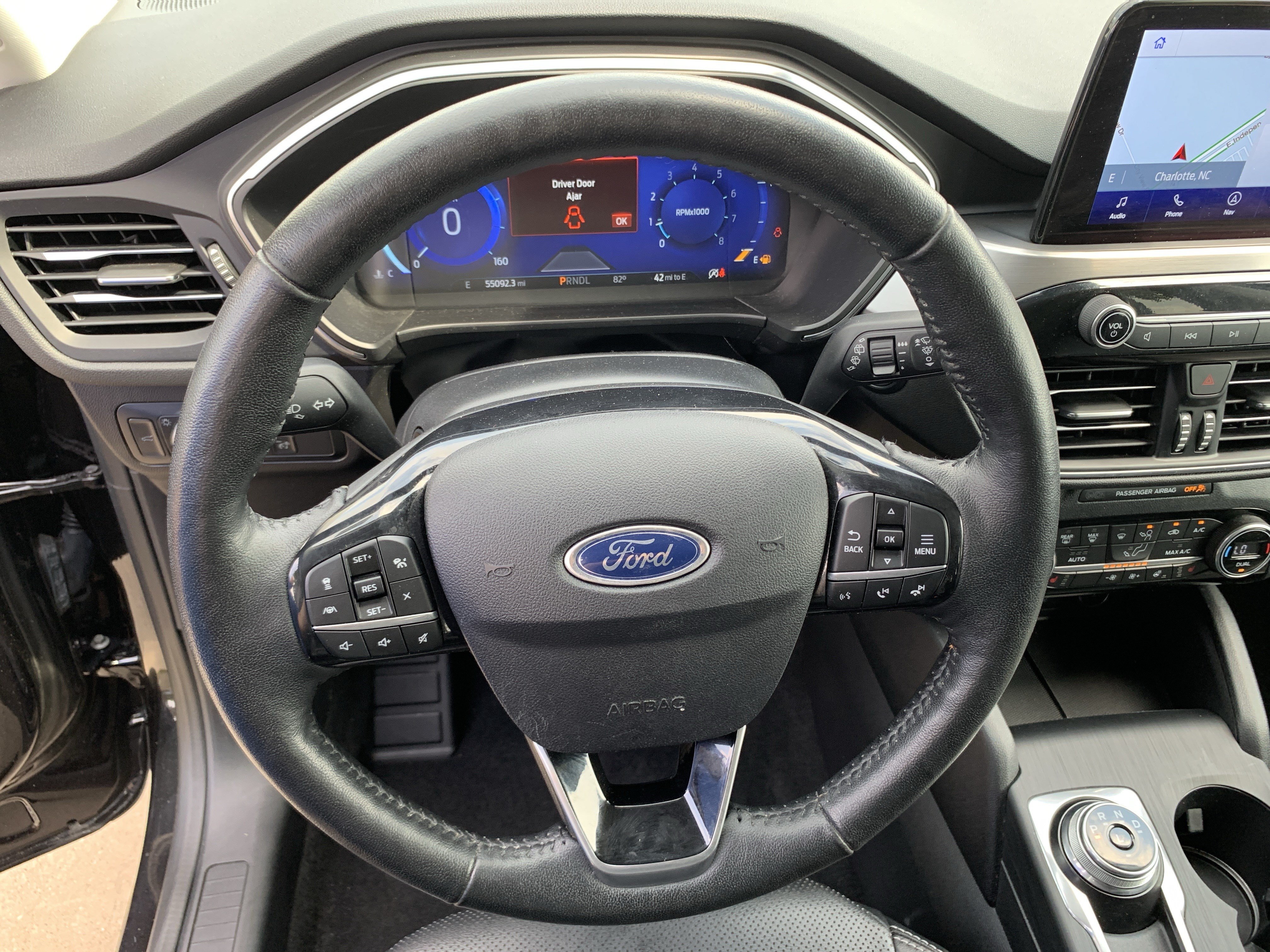 Used 2021 Ford Escape Titanium AWD/4WD image 18