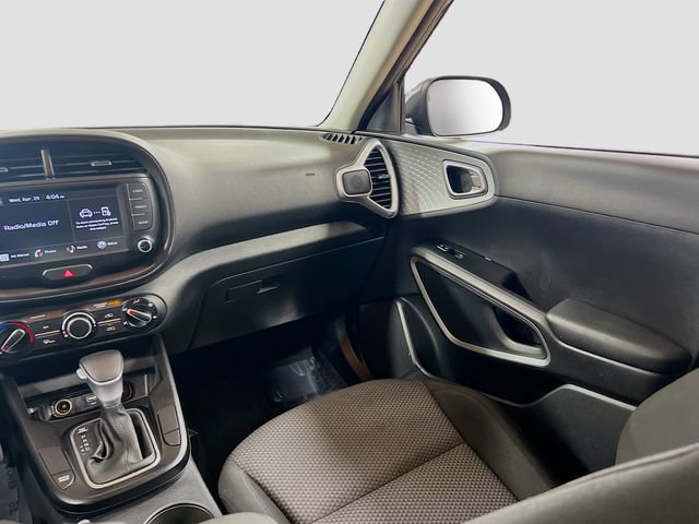 Certified 2023 Kia Soul LX w/ LX Technology Package FWD image 22