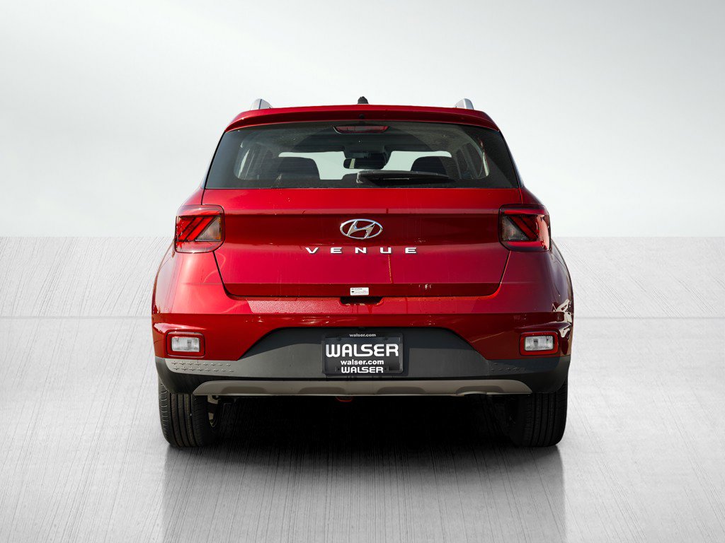 New 2025 Hyundai Venue SEL image 5