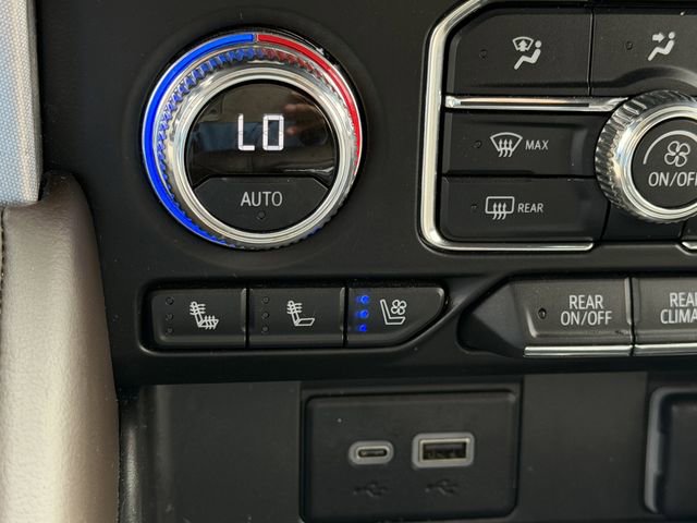 Used 2024 GMC Yukon SLT AWD/4WD image 23