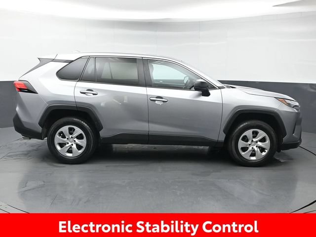 Certified 2023 Toyota RAV4 LE AWD/4WD image 8