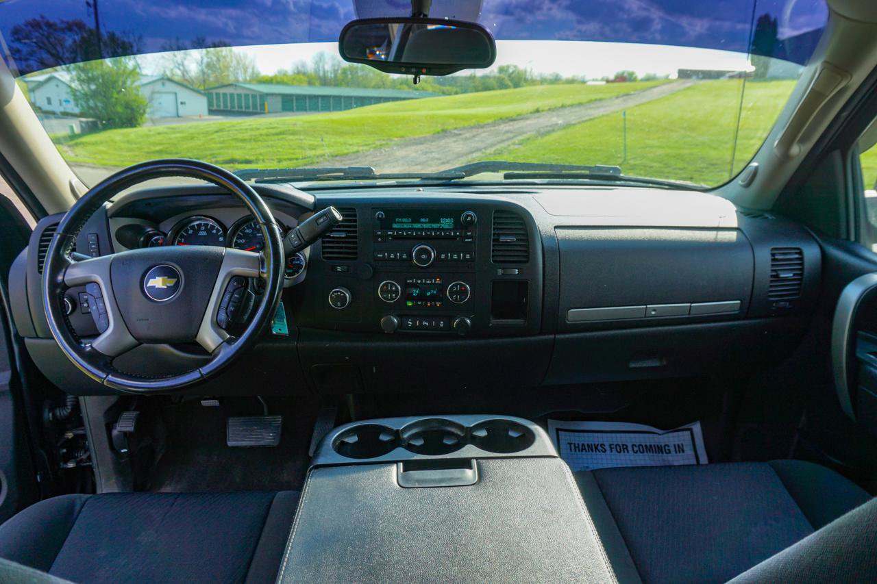 Used 2013 Chevrolet Silverado 1500 LT w/ All-Star Edition AWD/4WD image 10