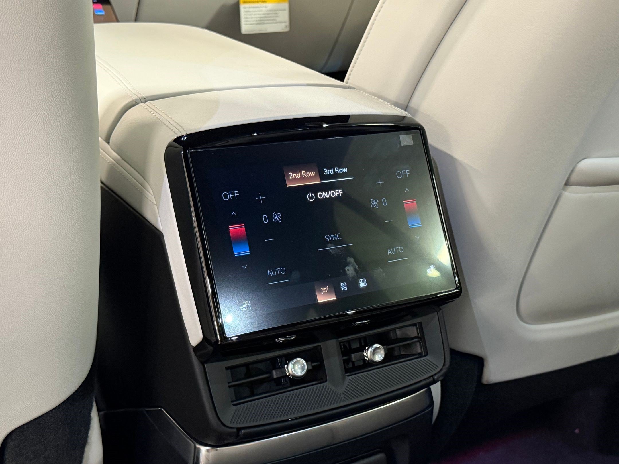 New 2027 Cadillac Vistiq Sport AWD/4WD image 46